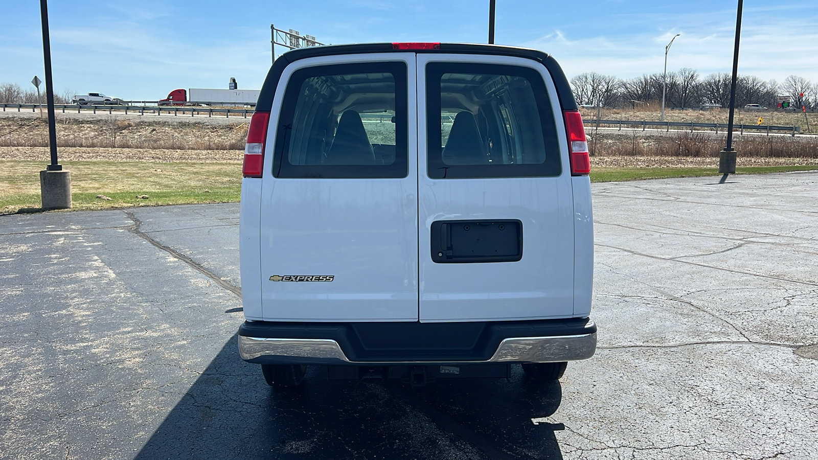 2026 Chevrolet Express Photo